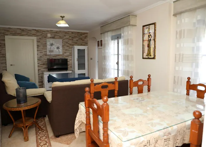 Casa Guzgallar Juan Relinque 51