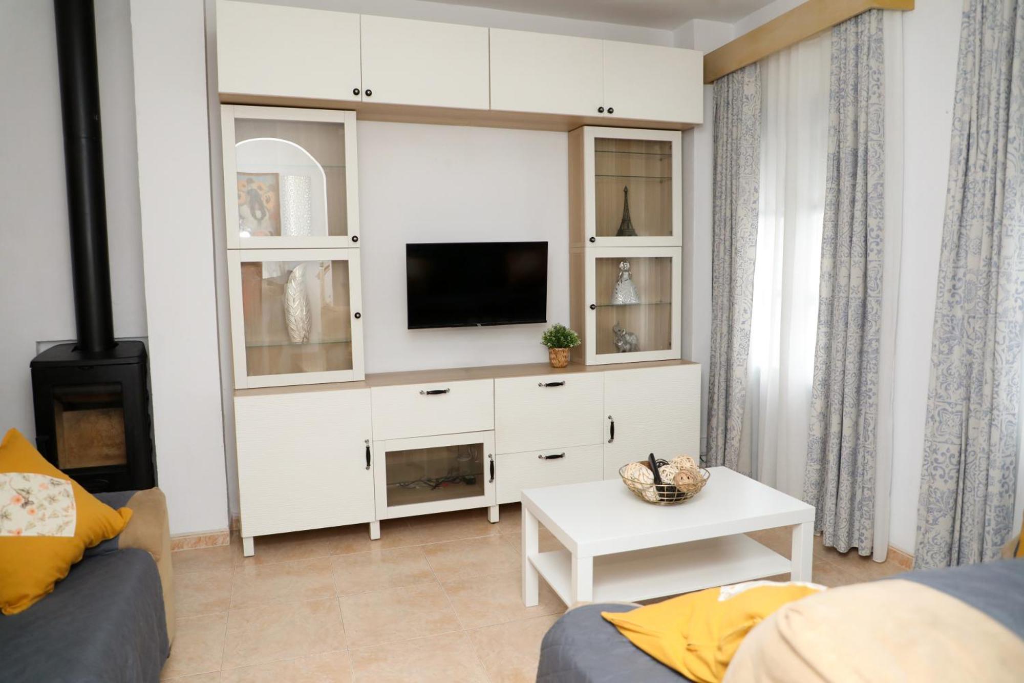 Apartamento Casa Guzgallar Juan Relinque 51 *