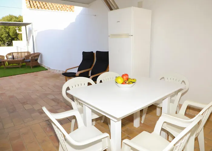 Casa Guzgallar Juan Relinque 51